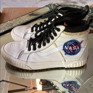 RARE! Vans Sk8-Hi MTE NASA Space Voyager